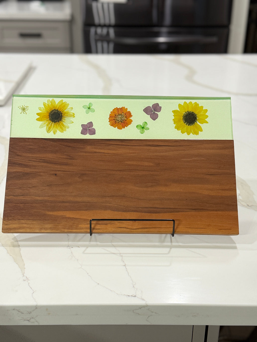 Green Epoxy with Flowers