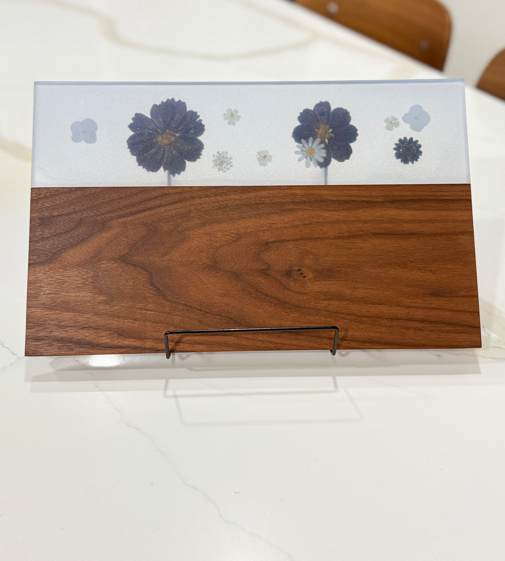 Black and White Flower