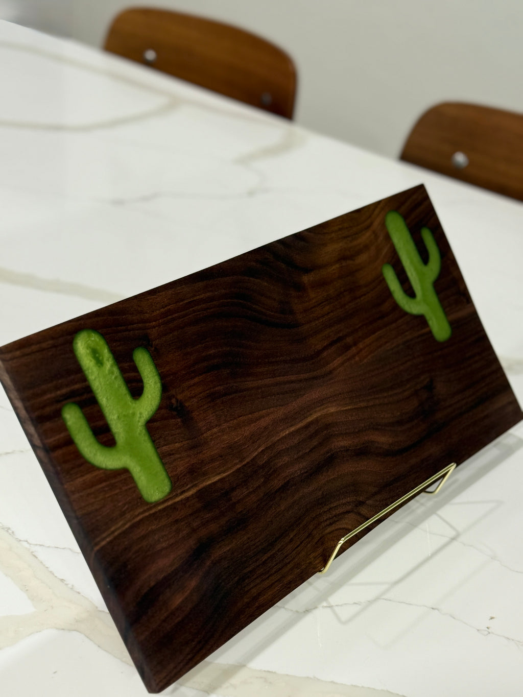 Double Cactus on Walnut